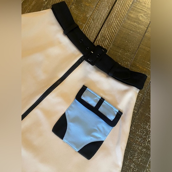 Funky & Cool Mini😎💙 - Picture 2 of 7